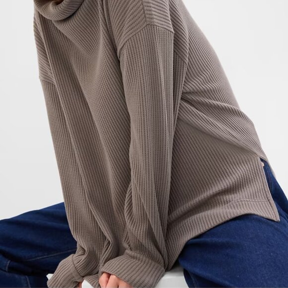 Gap Waffle Oversized Chunky Turtleneck Color: Cashmere Grey SZ Large - Picture 2 of 10